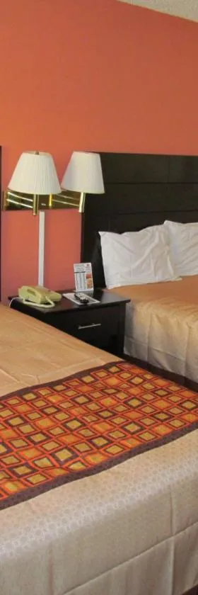 Travelers Lodge Beatrice，位于Beatrice的酒店