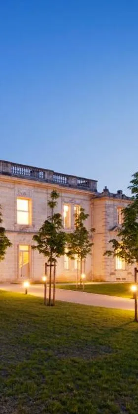 Hôtel Château La Chèze - Bordeaux Floirac，位于弗卢瓦拉克的酒店