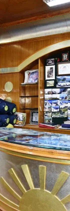 Hotel Akash - Luxury Hotel In McLeodganj，位于麦罗肯机的酒店