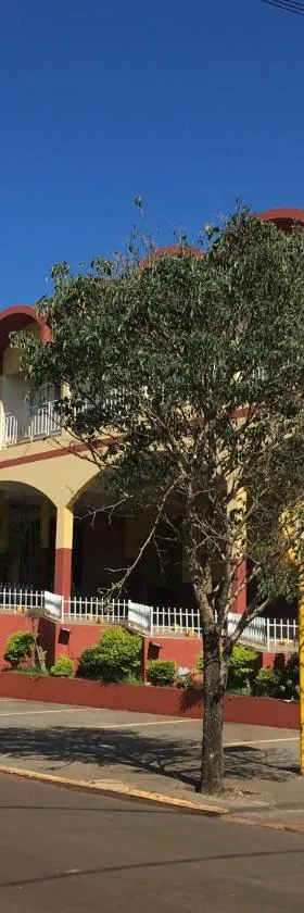Kanoa Hotel，位于Santo Antônio da Platina的酒店
