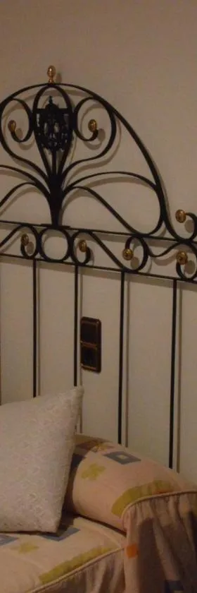 Casa vitorianet，位于Alcampel的酒店