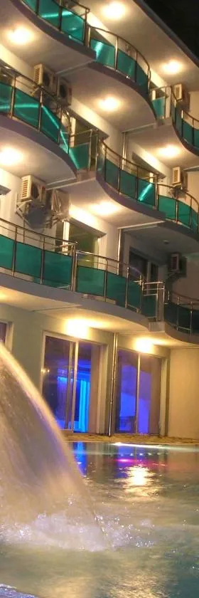 Hotel Sunset Beach，位于洛泽内茨的酒店