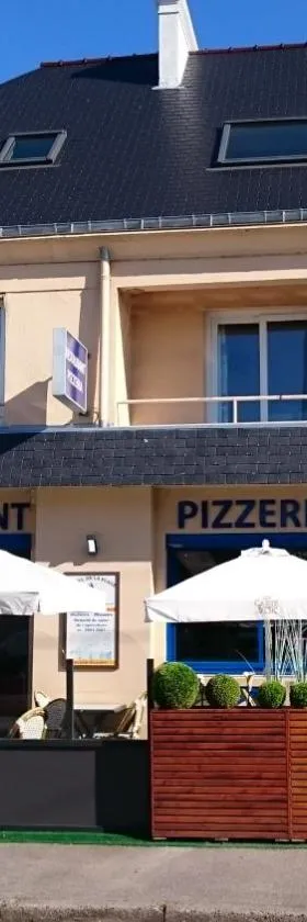 Hotel de la Plage，位于Quinéville的酒店