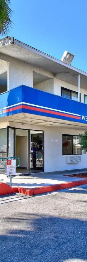 Motel 6-Nogales, AZ - Mariposa Road，位于诺加利斯的酒店