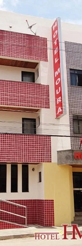 Hotel Moura，位于布鲁马杜的酒店