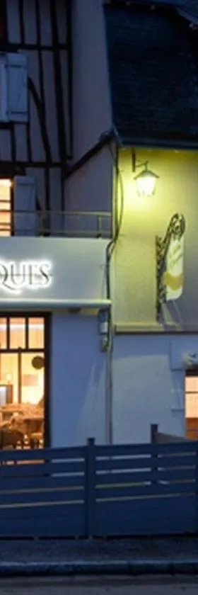 圣雅克酒店，位于圣莱奥纳尔德诺布拉的酒店