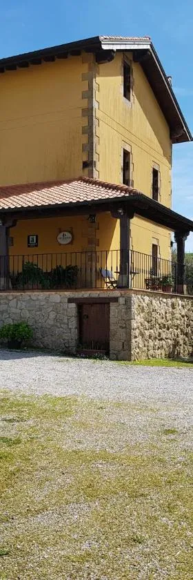 El Pedroso，位于桑提亚纳德玛的酒店
