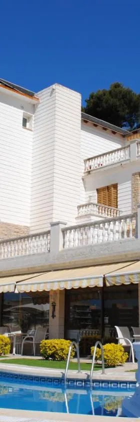 Hotel Bonsol ADULTS ONLY，位于罗列特海岸的酒店