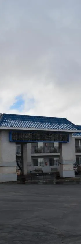 尼波山国立9号酒店，位于尼法的酒店