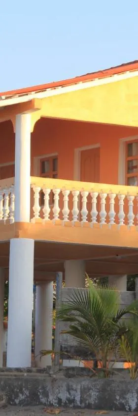 Sunset Waves House，位于圣地亚哥的酒店