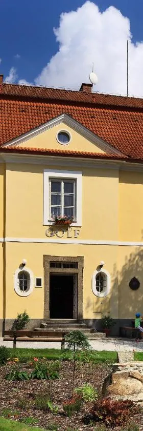Penzion Černická obora，位于贝希涅的酒店