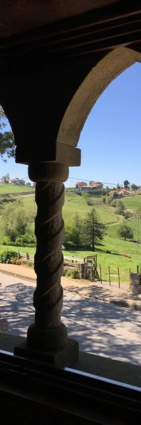 Hotel Rural Posada El Trenti de Corona，位于Valoria的酒店
