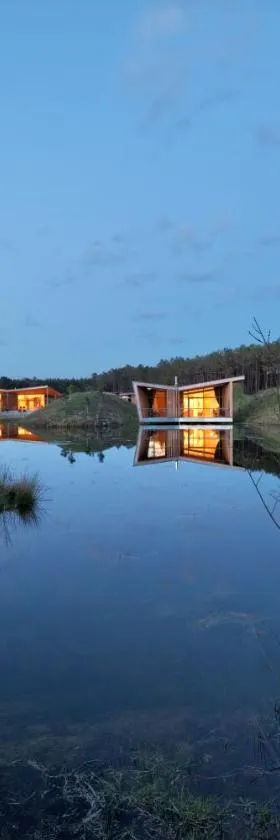Les Échasses Golf & Surf Eco Lodge，位于Saubion的酒店