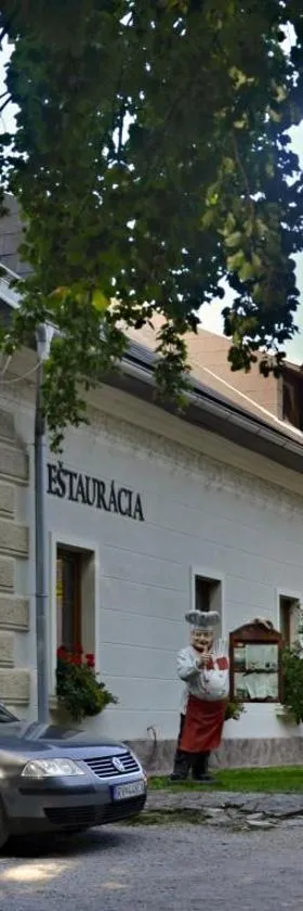 Penzion pri Kastieli Betliar，位于Betliar的酒店