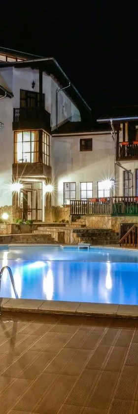 Hotel Alfaresort Thermal Chiflika，位于奇夫利克的酒店