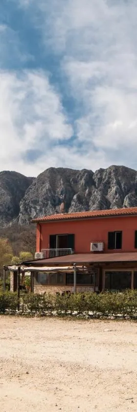 Locanda Belvedere Da Stefano，位于Rocchetta a Volturno的酒店