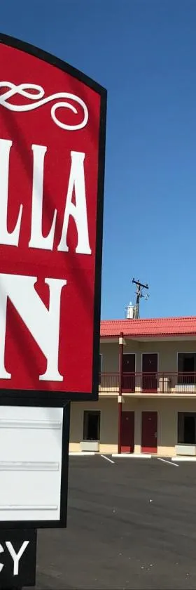 La Bella Inn，位于塔瓦雷斯的酒店