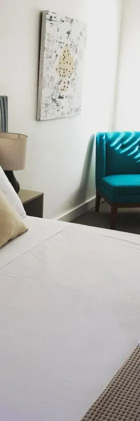 替洛尔海滩汽车旅馆，位于卧龙岗的酒店