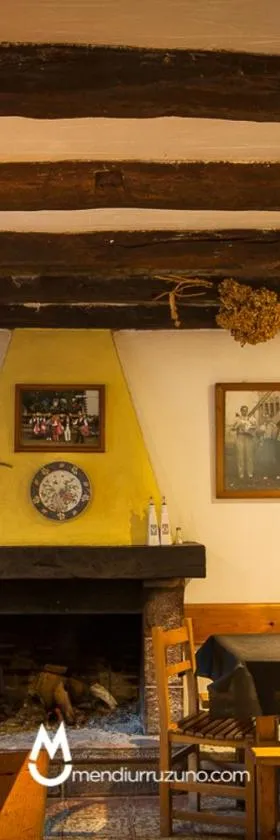 Casa Rural Eleizondo Haundia，位于Itziar的酒店