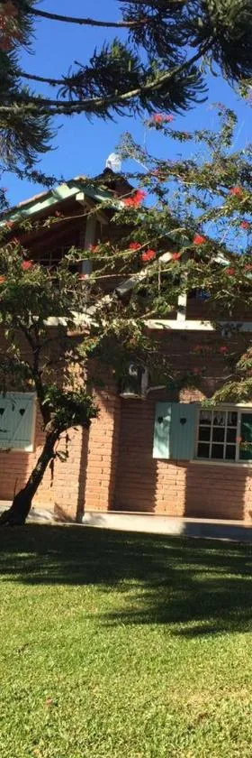 Sitio da Paz Celestial，位于新彼得罗波利斯的酒店