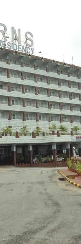 RNS Residency Sea View，位于Māvalli的酒店
