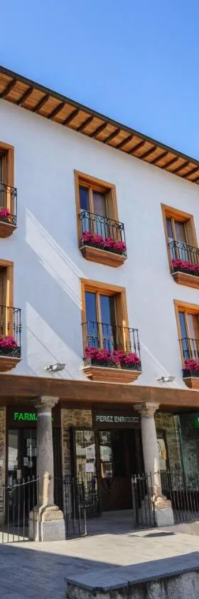 Plaza Mayor，位于维拉弗兰卡·德尔·比尔的酒店