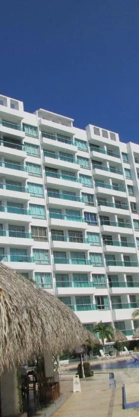Costa Azul Suites 401，位于圣玛尔塔的酒店