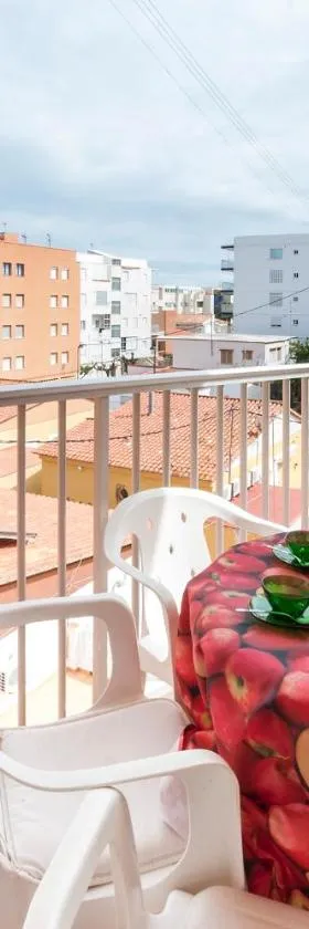 Odisea，位于La Playa de la Torre de Piles的酒店