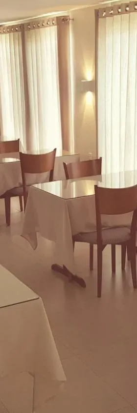 Hotel Recanto，位于拉热阿杜的酒店