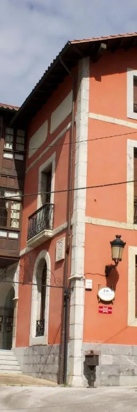La Casona de Molleda，位于温克拉的酒店