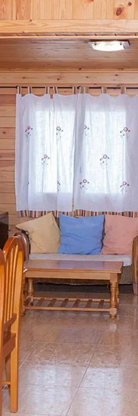 Casa Rural los Caños，位于丰特阿拉莫的酒店