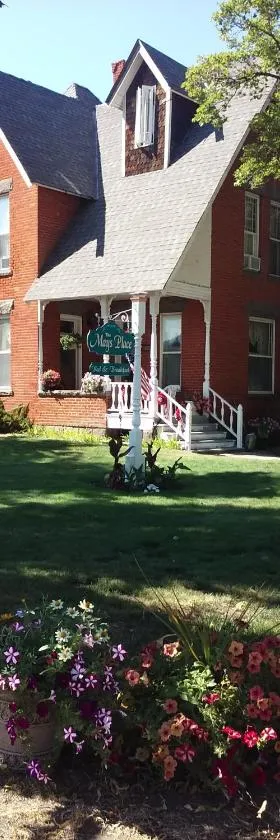 The Mays Place Bed and Breakfast，位于Elgin的酒店