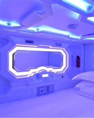 Zhuhai Dreamers Capsule Hotel