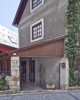 Apartamentos Salardu II