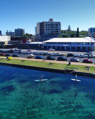 Lakes and Ocean Hotel Forster