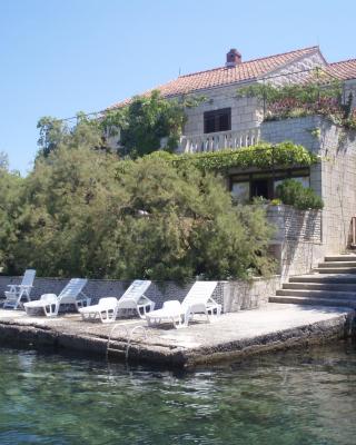 Stone house Gregov