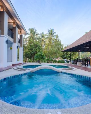 The Retreat Khaolak Resort - SHA Extra Plus