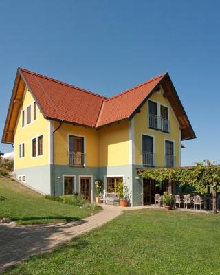 Weingut Winzerhof Gästezimmer Grebenz