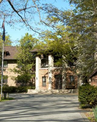 Turkey Run Inn & Cabins