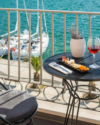 Argostoli Marina Suites