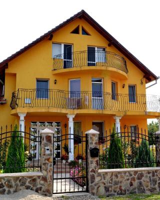 Casa Flora