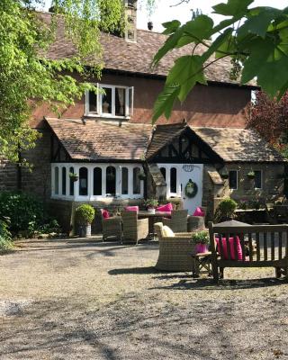 Coombe Lodge Farm House