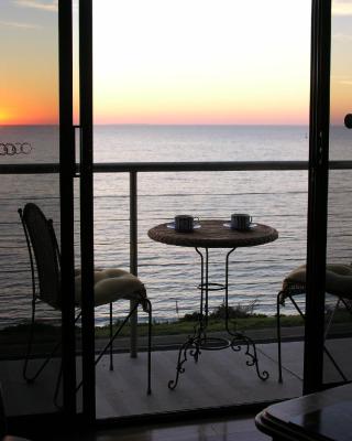 Clifftop Apartments Portland Vic