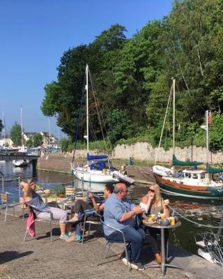 Stunning House in Felinheli Marina