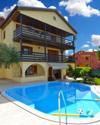 Apartments and rooms Novigrad 1624