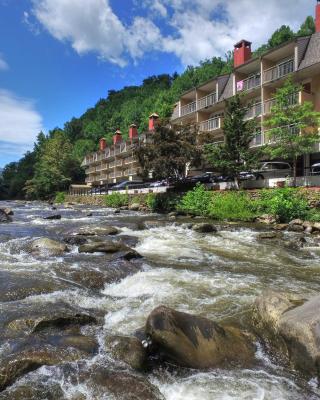 Gatlinburg River Inn