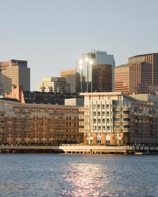 波士顿滨水区巴特利码头酒店
