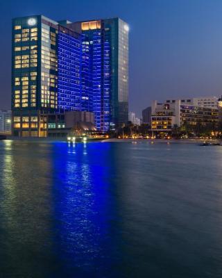 Beach Rotana Residences