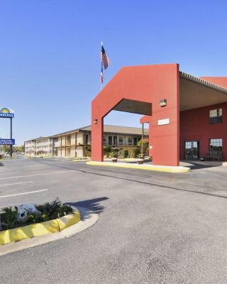 Deluxe Inn San Antonio Near Lackland AFB