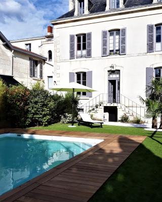 Chambres d'Hôtes Maison La Porte Rouge